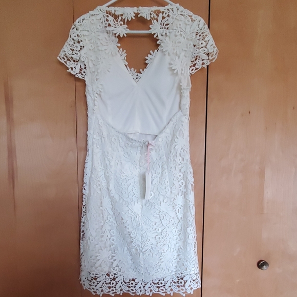 lace floral dress open back - Picture 2 of 4